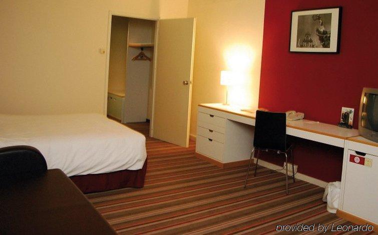 Hampton'S Hotel Namur Вепьон Номер фото