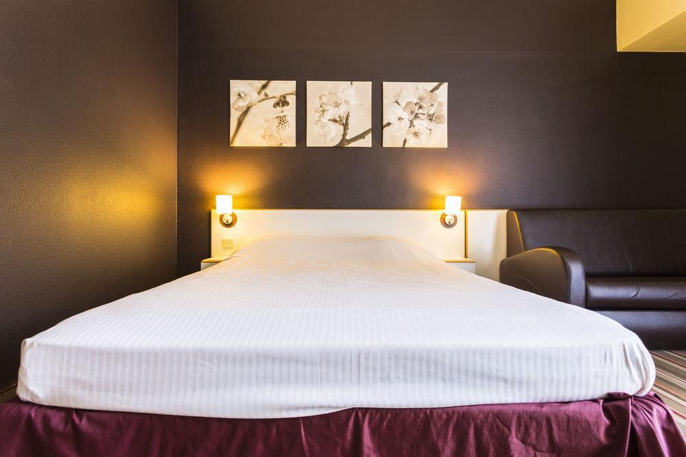 Hampton'S Hotel Namur Вепьон Экстерьер фото